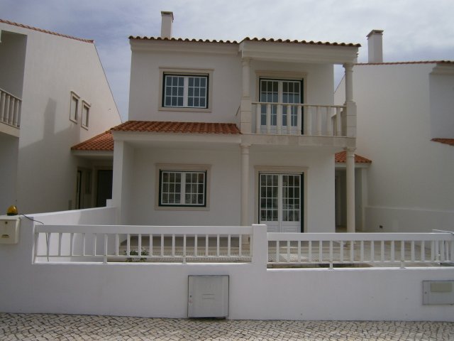 House_for_sale_in_Sao Martinho do Porto_SMA6324